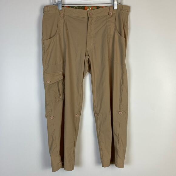 MAGELLAN OUTDOORS CAPRI CARGO NYLON HIKING PANTS TAN SIZE 10 - Picture 1 of 11